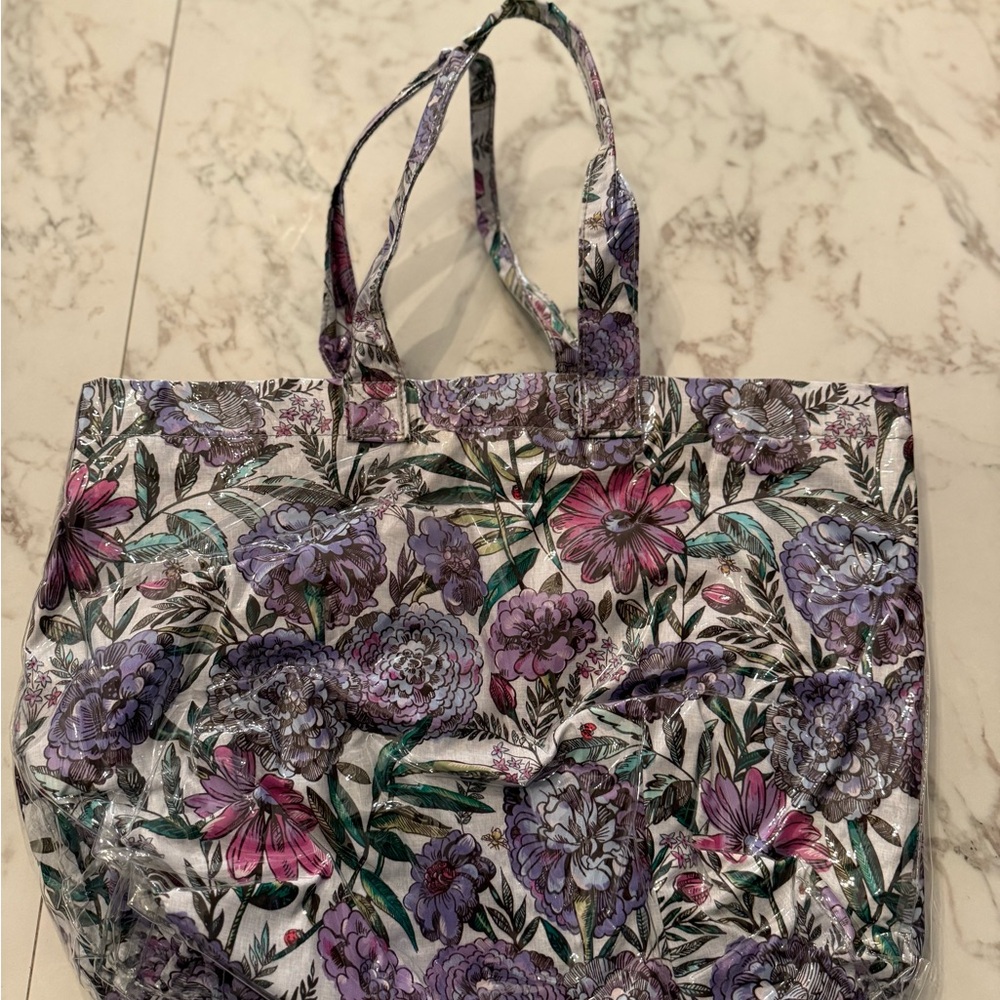 Vera Bradley Floral Tote with a plastic covering for easy cleaning - Picture 2 of 4